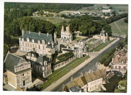 28 - Anet - Vue Générale Aérienne - Le Château - Editeur: Combier - Anet