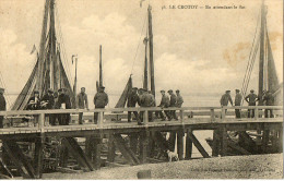 LE CROTOY (80) En Attendant Le Flot Bateaux De Peche Belle Animation - Le Crotoy