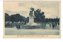 236 - ANGERS -  Monument Aux Morts  -  LL - Angers