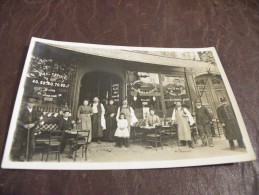 A108...CPA...CARTE PHOTO...CAFE LIQUORISTE DE LA RENAISSANCE..MAISON CHABBERT.Terrasse.très Rare Beau Plan Animé..écrite - Cafés