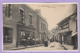 22 - LANVOLLON -- La Grande Rue - L'Hôtel Kératry - Lanvollon