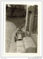 Photo Voiture à Pédale Enfant Ferrari - Automobiles