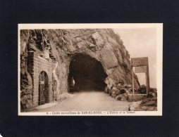 46846   Algeria,  Grotte Merveilleuse De  Dar-El-Oued,  L"Entree  Et Le  Tunnel,  NV - El-Oued