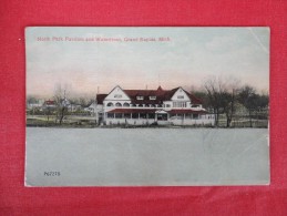 Michigan > Grand Rapids  North Park Pavilion & Waterfront   No Year  Cancel   Ref 1270 - Grand Rapids