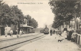 LA GARE - Saint Sauveur En Puisaye