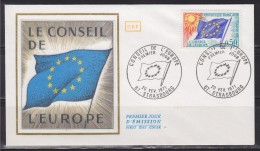 = Enveloppe 1er Jour 67 Strasbourg 20 Fév 71 N°33 Service Conseil De L'Europe Drapeau 12 étoiles - 1971