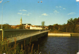 82400 - 121 - Valence D'Agen (Tarn Et Garonne)  - Vue Générale Et Le Pont - Valence