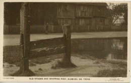 HERTS - ALDBURY - OLD STOCKS AND WHIPPING POST RP 1933 - Hertfordshire