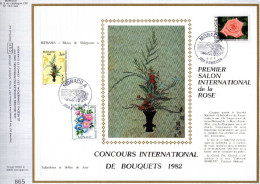 Feuillet Tirage Limité CEF 187 Soie Concours International De Bouquets Fleurs Rose églantines Et Belles De Jour Ikebana - Maximum Cards