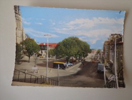 CPA PHOTO 85 FONTENAY LE COMTE RUE DE LA REPUBLIQUE VOITURES ANCIENNES - Fontenay Le Comte