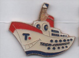 Beau Pin's , Marine Bateau , Tech France , Pin's En TBE - Bateaux