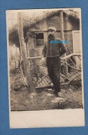 CPA Photo - Poilu à Barbe Prés Du Front - Guerre 1914-18