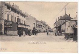 CPA (74) - DOUVAINE (Hte Savoie) - Une Rue Avec Publicité Pour Cusenier - Douvaine