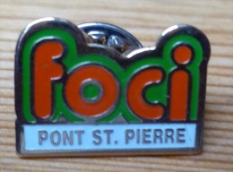 Pin´s Foci Pont-Saint-Pierre - Photographie