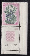 St Pierre Et Miquelon 1970 MNH Scott 403 6fr Blueberries, Margin Copy - Neufs