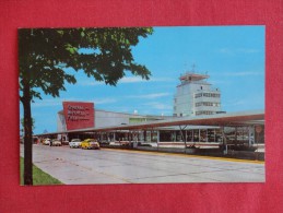 - Wisconsin > Milwaukee   General Mitchell Field Air Terminal   Not Mailed      Ref 1274 - Milwaukee