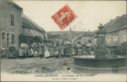 88 LIFFOL LE GRAND / La Fontaine, Rue De La Gravière / - Liffol Le Grand