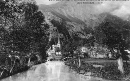 BOURG D'OISANS (Isère) - La Rive Et La Montagne Des Villards - Bourg-d'Oisans