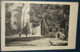 EYGUIERES.Chateau De Roquemartine.Cpa,voyagé,be,animée,jeux De Quilles - Eyguieres