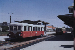 LOCOMOTIVE AUTORAIL GARE AUTUN - Trains