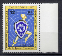 Nouvelle Calédonie N°385 Neuf Sans Charniere Bord De Feuille - Unused Stamps