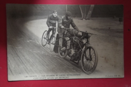 Cp  Nos Stayers Et Leurs Entraineurs Contenet Entrainé Par Moreau - Motociclismo