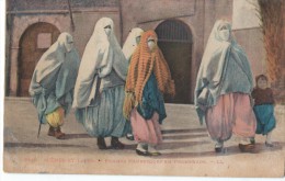 Scénes Et Types/Femmes Mauresques En Promenade/Bizerte/ LL/1925      CPDIV154 - Tunesien