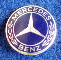 MERCEDES BENZ , PIN BADGE - Mercedes