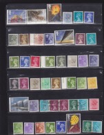 GRANDE BRETAGNE PETIT LOT NEUF ET OBL QUELQUES DOUBLES QUELQUES TIMBRES GUERNESEY ET JERSEY - Colecciones Completas