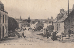 CPA - Pont Croix - La Rue De La Paix - Pont-Croix