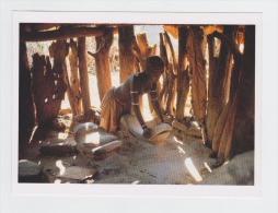 ETHIOPIE KONSO WOMAN Jeune Fille Mi-nue Seins Nus Bijoux -  Farmers Grow Corn Maïs - ETHIOPIA - Ohne Zuordnung