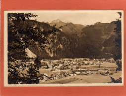 Mayrhofen Est Une Petite Ville  D'Autriche Située Au Fond De La Vallée De La Ziller (Zillertal) Dans Le Tyrol - Zillertal