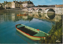 Coulanges  (89) Sur Les Bords De L´Yonne - Coulanges Sur Yonne