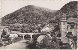 Cpsm   25 Doubs Saint Hippolyte  L Eglise Et La Blanche Terre - Saint Hippolyte