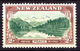 New Zealand, 1946, SG 667, Mint Lightly Hinged - Ungebraucht