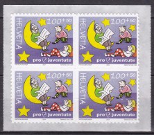 N° 1822 Pour La Jeunesse: Enfants écoutant Une Histoire Racopntée Par Une Grand-Mère: Bloc De 4 Timbres - Unused Stamps