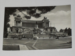 ROMA - Monumento A Vittorio Emanuele II  - Altare Della Patria - Vittoriano - Piazza Venezia - Animata - Altare Della Patria