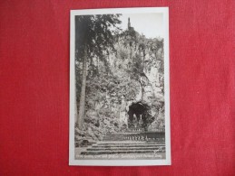 - Oregon > Portland   RPPC--  Grotto ,Cliff & Statue  Not Mailed  Ref 1296 - Portland