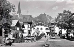 SEEFELD In Tirol Cafe Alte Autos Strassenansicht Gel.1950? Sonderstempel Verlag Much Heiss Alpiner Kunstverlag - Seefeld