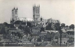 LINCS - LINCOLN - CATHEDRAL FROM THE SOUTH RP  Li342 - Lincoln