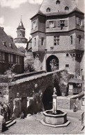 AK Idstein - Schloßaufgang Mit Löwenbrunnen Und Hexenturm - 1971 (3244) - Idstein