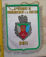 Grand Fanion Militaire NIMES 6ème Régiment De Commandement  Militaria Armée Blason Armoiries Oriflamme Bannière - Flaggen