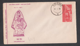 INDIA, 1971,  FDC,,   Childrens Day, Painting- Women @ Job, Children´s Day,  FPO 643  Cancellation - Lettres & Documents