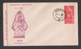 INDIA, 1971,  FDC,,   Childrens Day, Painting- Women @ Job, Children´s Day,  FPO 647  Cancellation - Briefe U. Dokumente