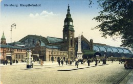 HAMBURG.  Hauptbahnhof - 2 Scans - Mitte