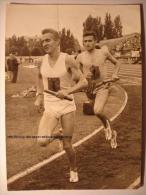 PHOTO ANNEES 1940-1950 - ATHLETISME RELAIS - PHOTO AFP TIRAGE D'EPOQUE - 13X18 - Deportes