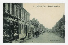 AILLY SUR NOYE - Rue De La République - Ailly Sur Noye