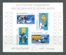 1973 BULGARIA UNDERWATER RESEARCH IN THE BLACK SEA - DIVING SOUVENIR SHEET MICHEL: B38 MNH ** - Plongée