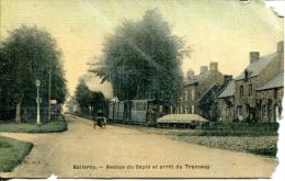 N°37905 -cpa Balleroy -avenue Du Sapin Et Arrêt Du Tramway- - Strassenbahnen