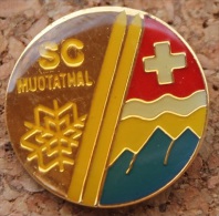 SC MUOTATHAL - CLUB DE SKI - SUISSE - SCHWEIZ  -    (4) - Sports D'hiver